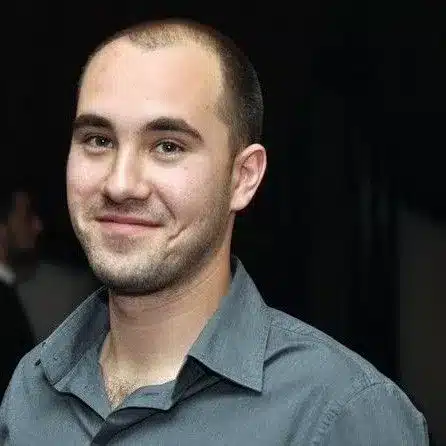 Alex Banari